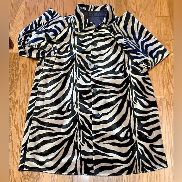 Women’s Large Anne Klein II Reversible Brown Shell/Faux Fur Zebra Stripe Coat - Picture 9 of 16